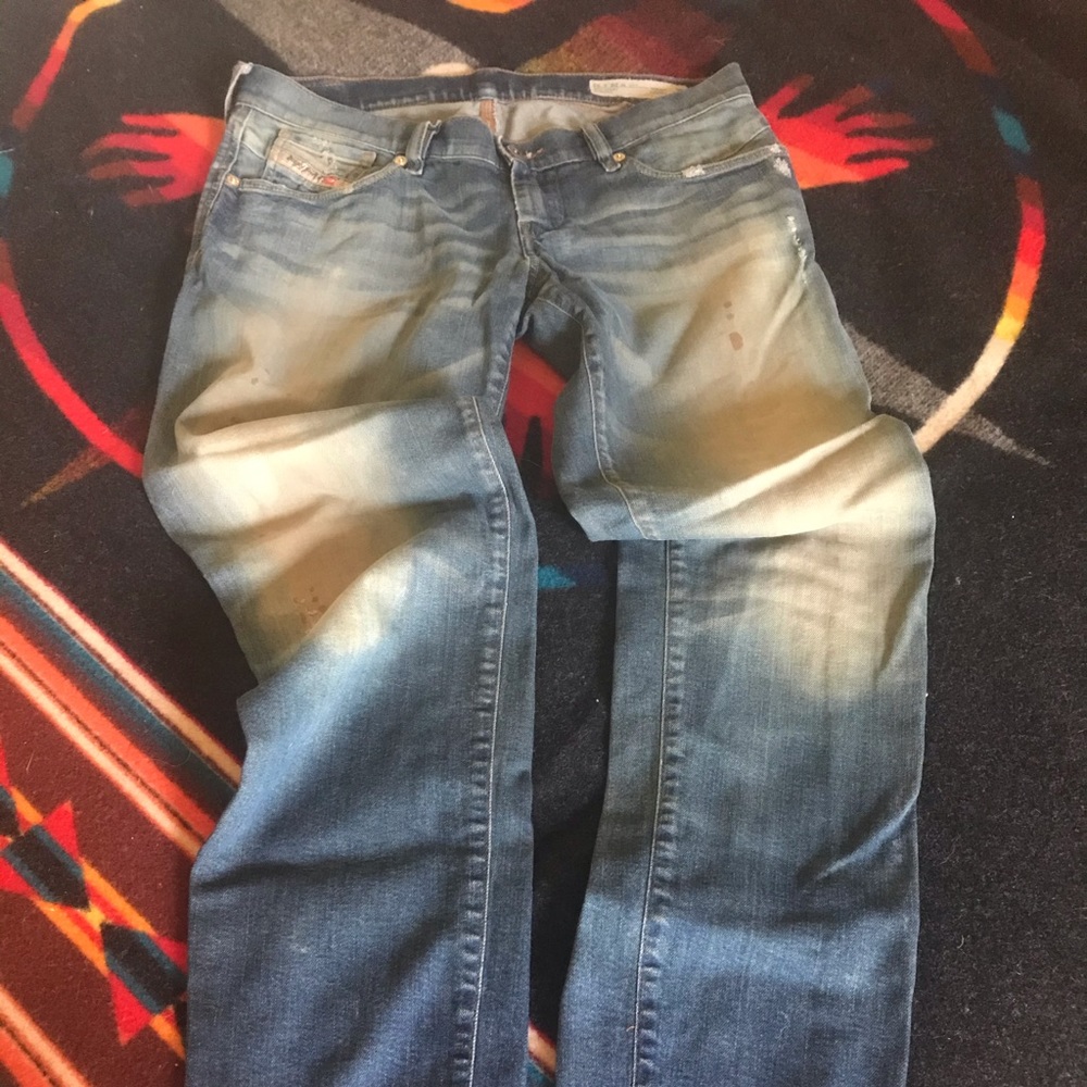 Diesel getlegg slim-skinny distressed blue jeans. Size W 28 L 32